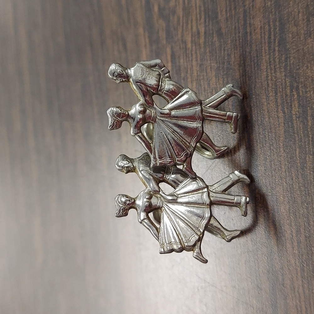 VINTAGE Screwback Silver Dancers Earrings